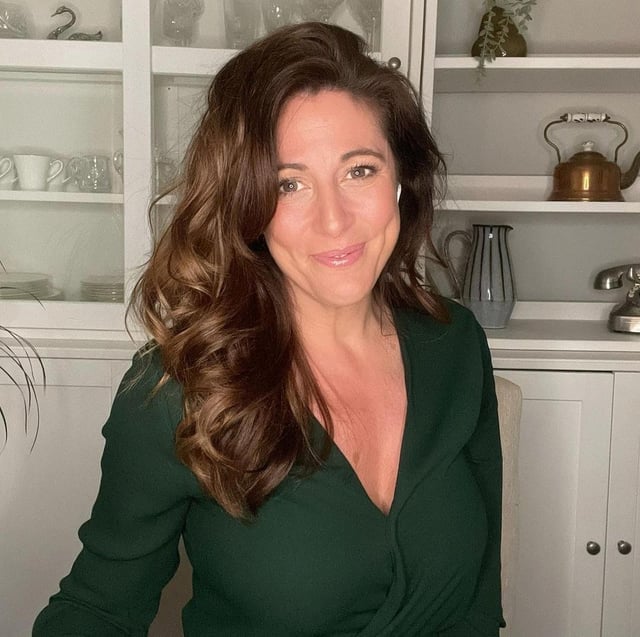 Emily Vukovic - Gospodarz telewizyjny