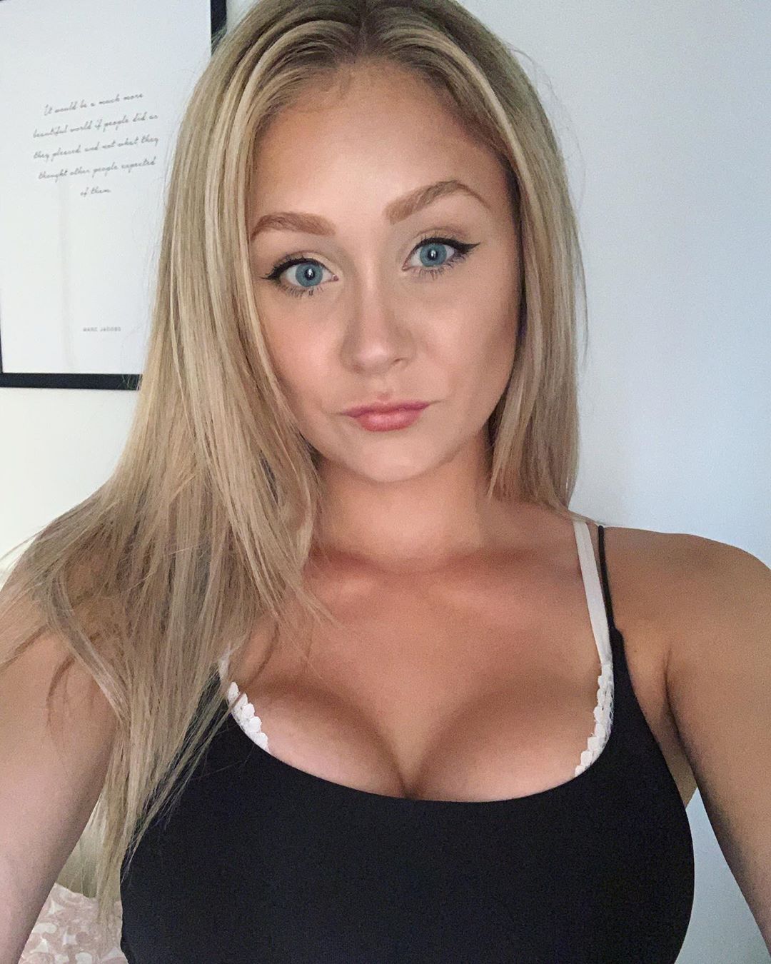 Emma Carlsson - Free pics, galleries & more at Babepedia