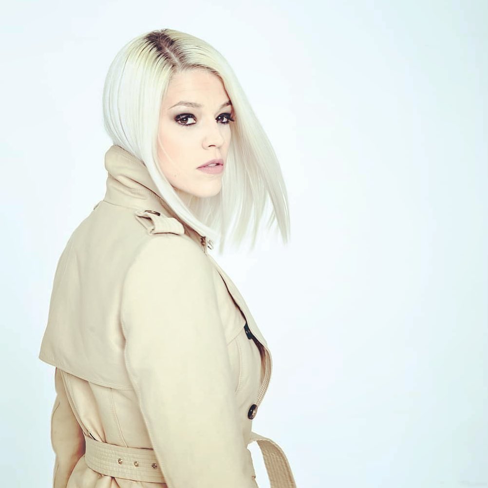 Eniko Muri - Aktorka, Muzyk