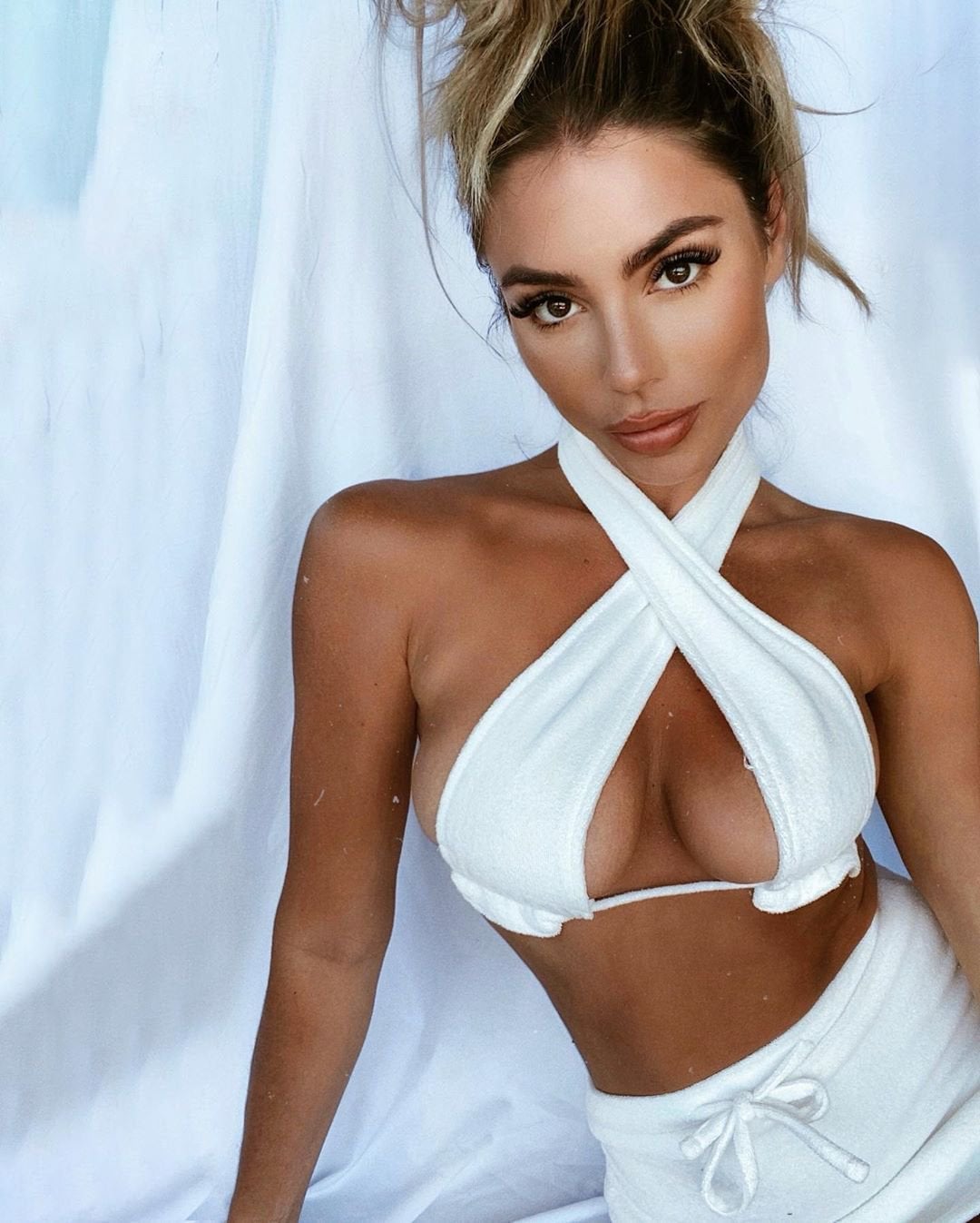 Enna Schell - Free pics, galleries & more at Babepedia