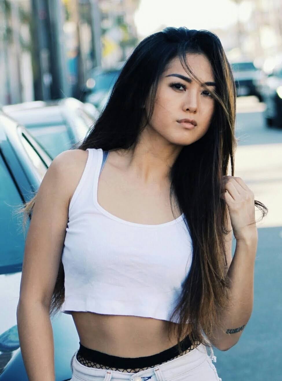 Erika Fong - Free pics, galleries & more at Babepedia
