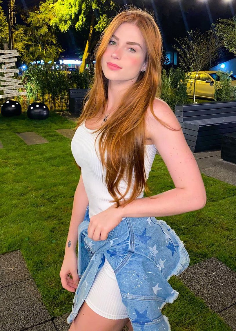 Flavia Charallo - Free pics, galleries & more at Babepedia