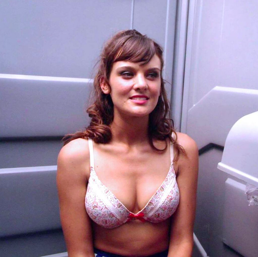 Frankie Shaw - Free pics, galleries & more at Babepedia