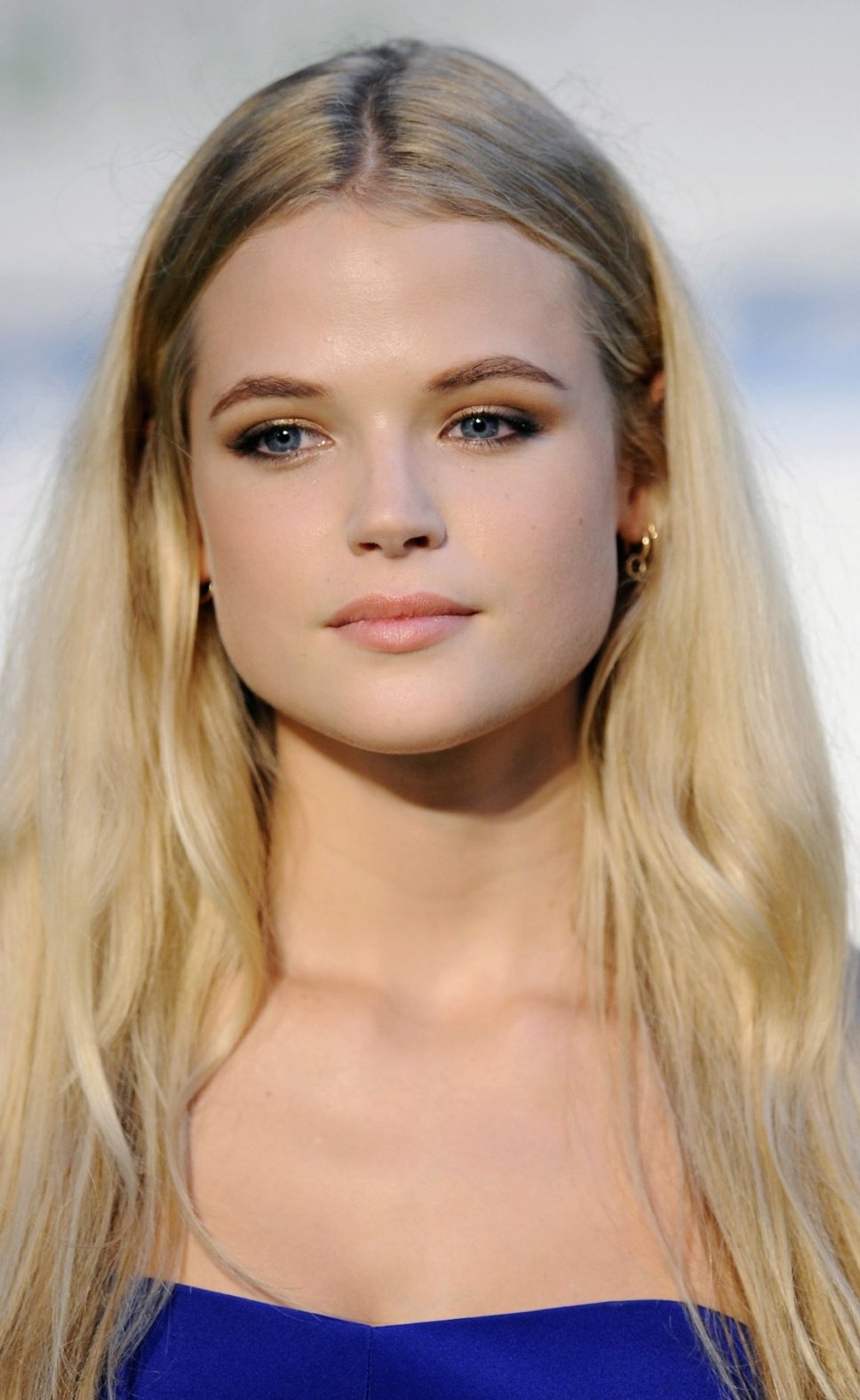 Gabriella Wilde - Free pics, galleries & more at Babepedia