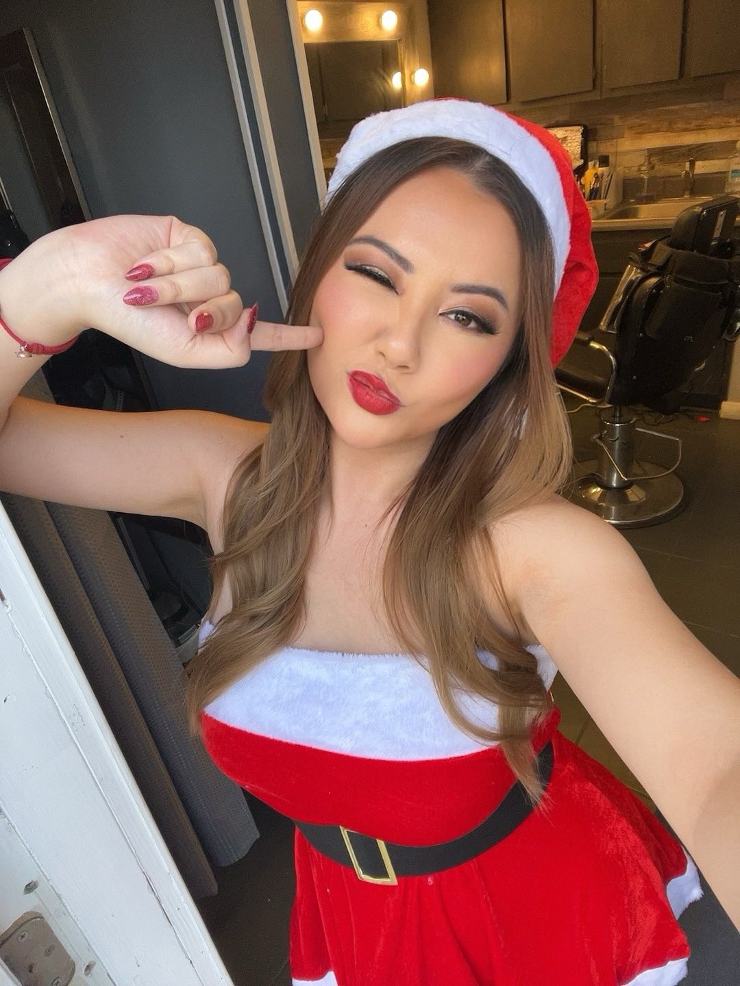 Gina Darling - Free pics, galleries & more at Babepedia