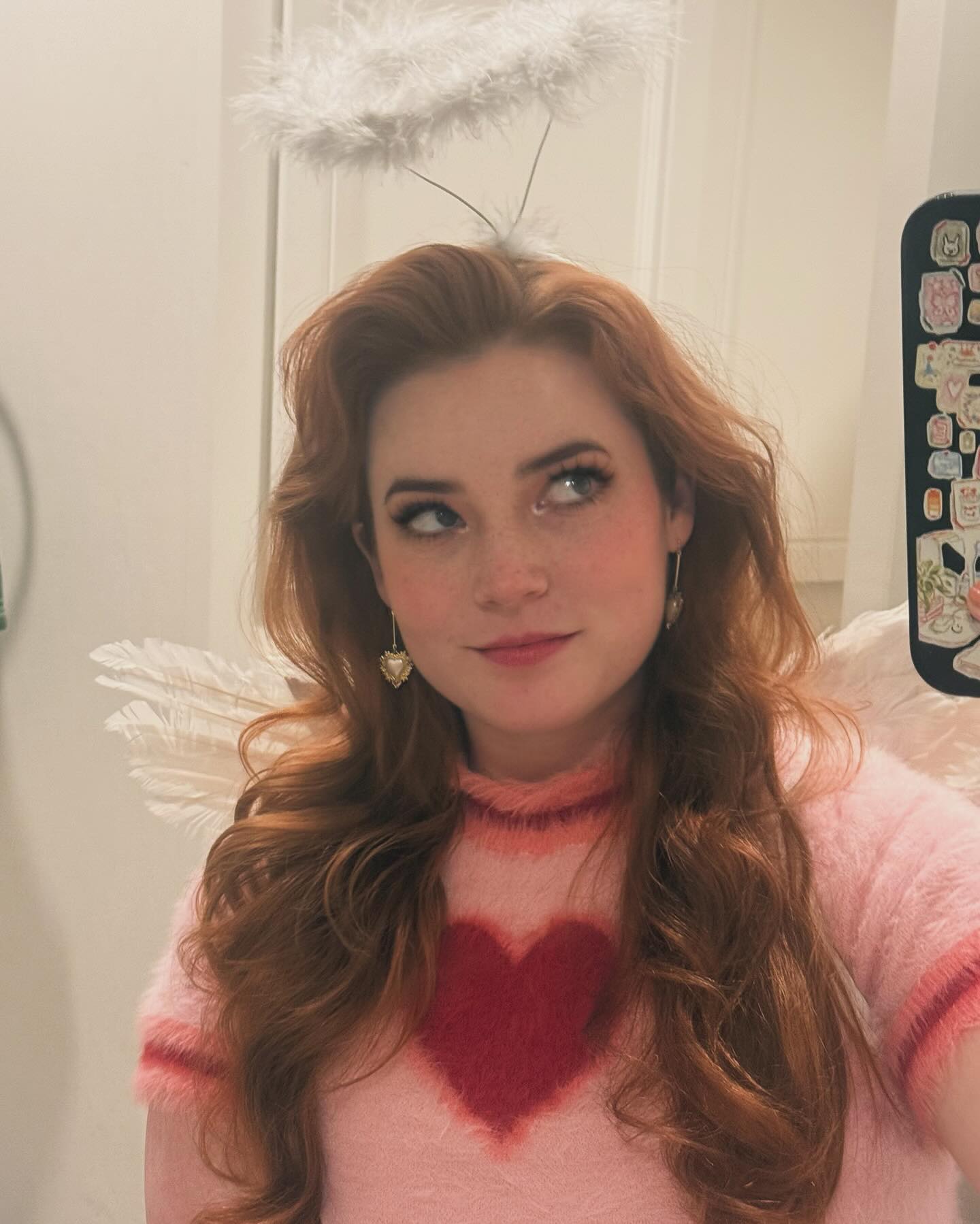 Goodnight Moon ASMR - Free pics, galleries & more at Babepedia