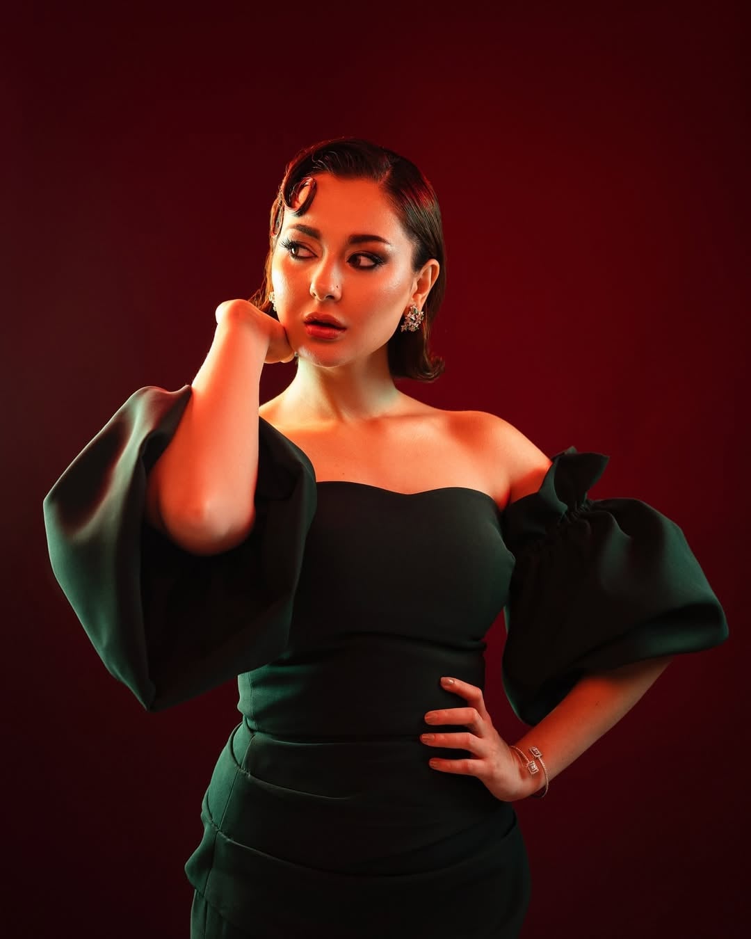 Hania Aamir - Free pics, galleries & more at Babepedia