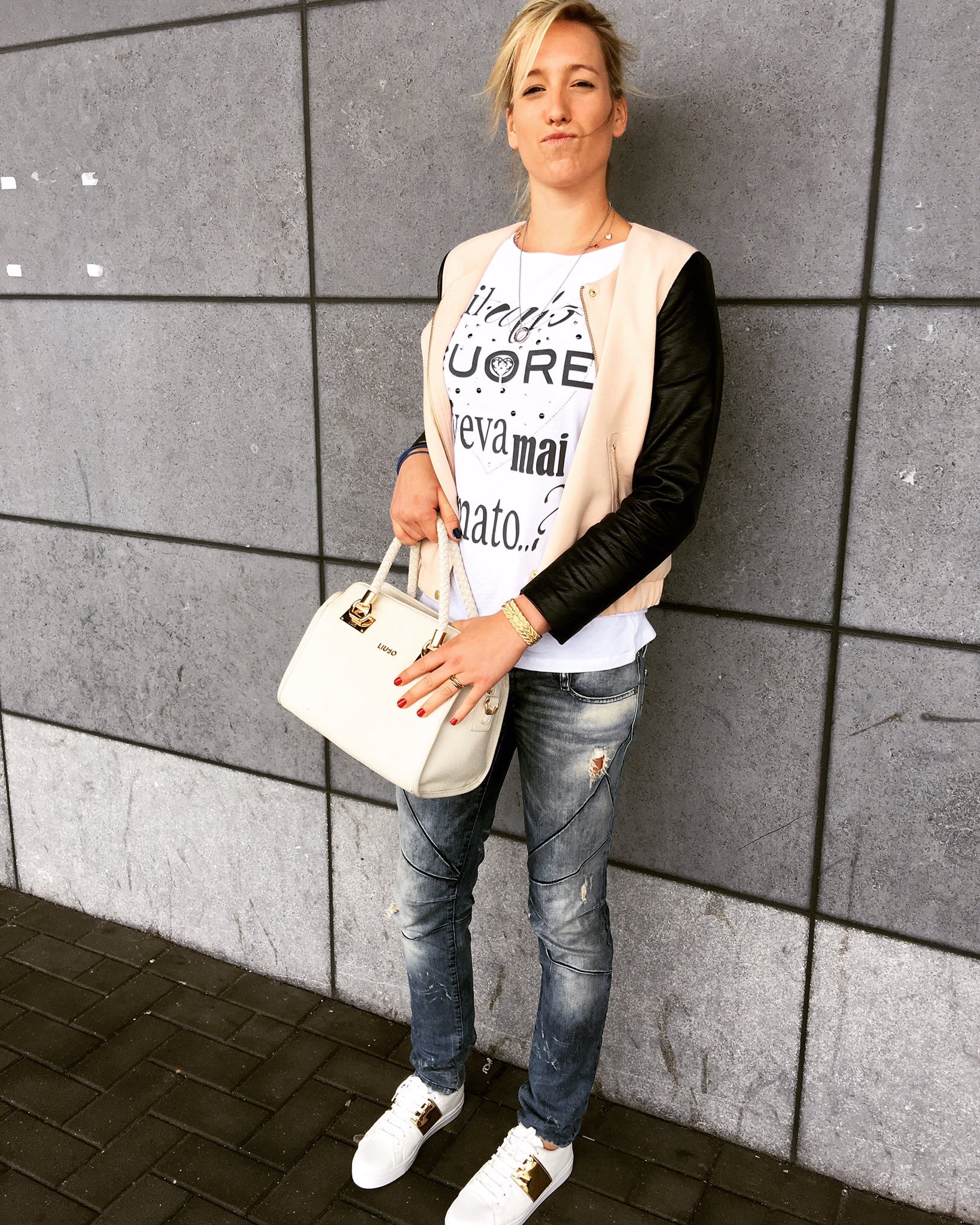 Helene Rousseaux - Sportsmenka: siatkarka