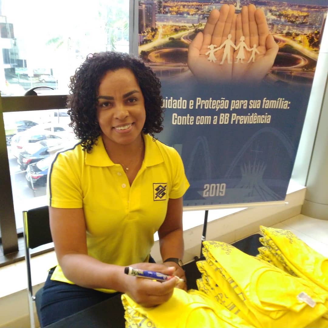 Helia Souza - Sportsmenka: siatkarka (była)