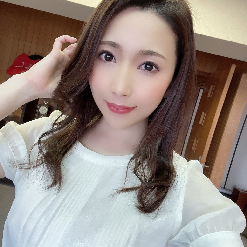 Hikari Kisaki - Free pics, galleries & more at Babepedia