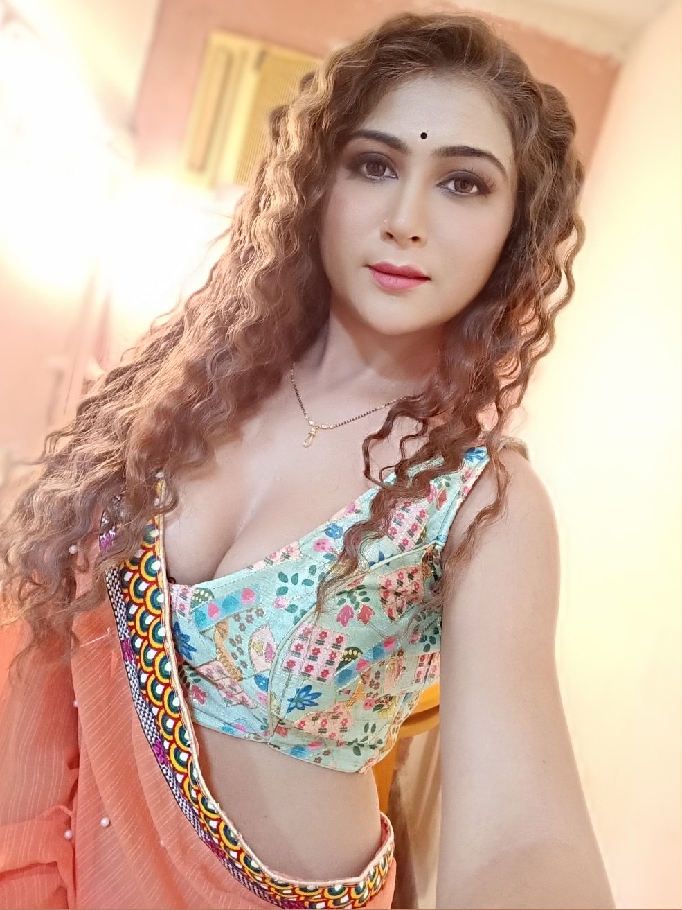 Hiral Radadiya - Free pics, galleries & more at Babepedia