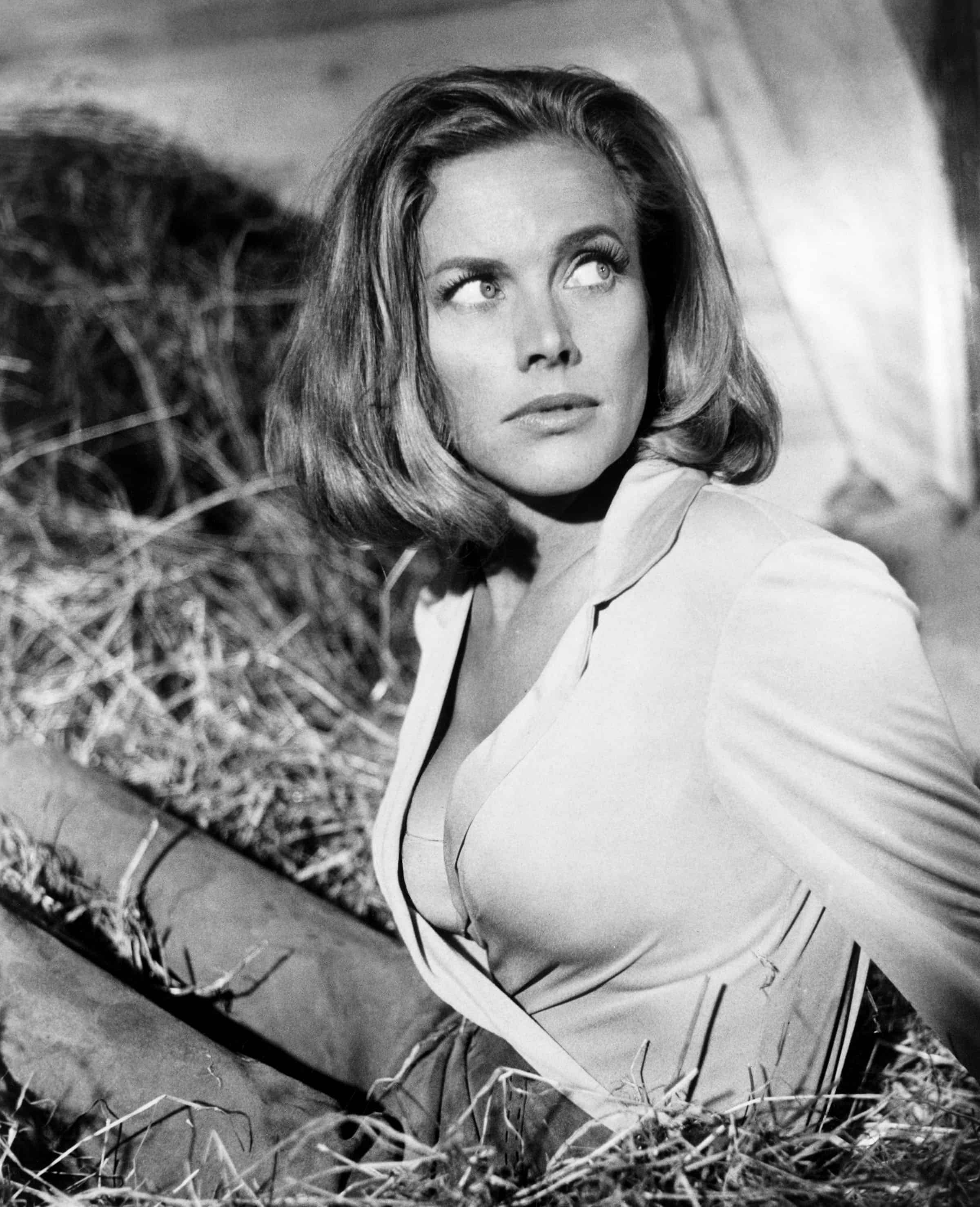 Honor blackman boobs