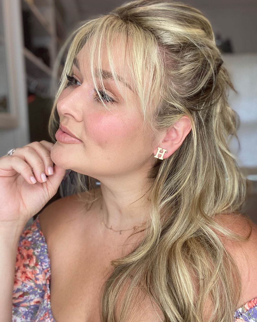 Hunter McGrady - Free sexy pics, galleries & more at Babepedia