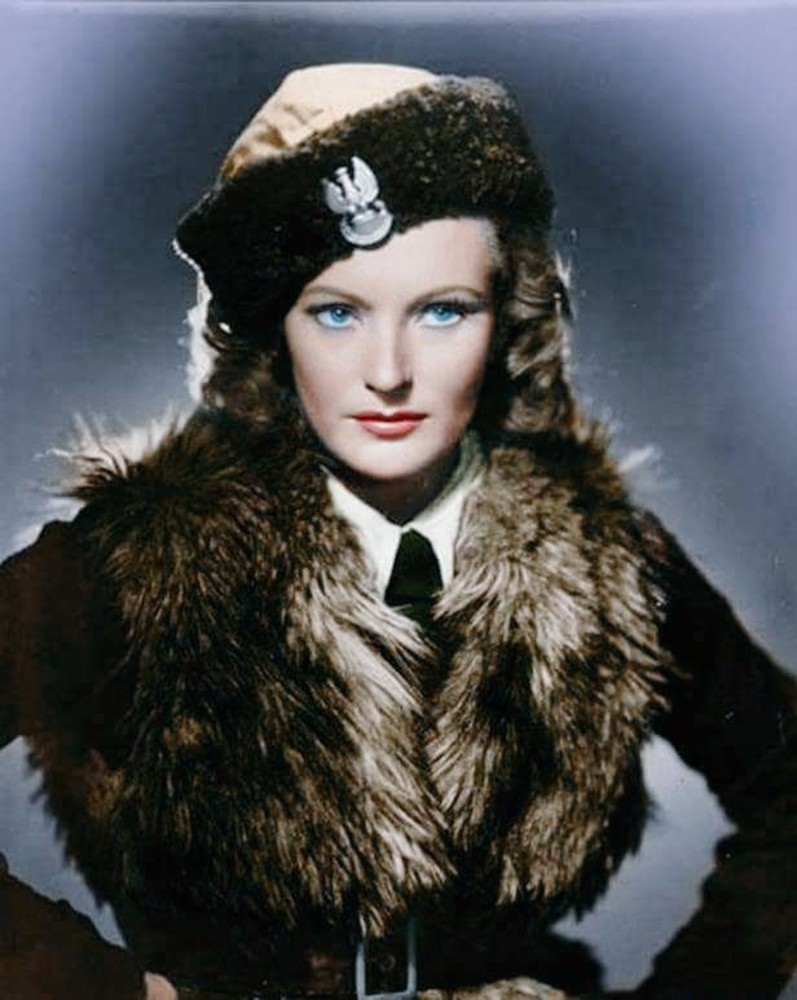 Irena Anders - Aktorka