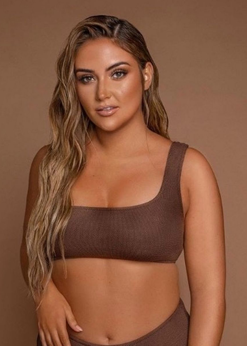 Jacqueline Jossa - Free pics, galleries & more at Babepedia