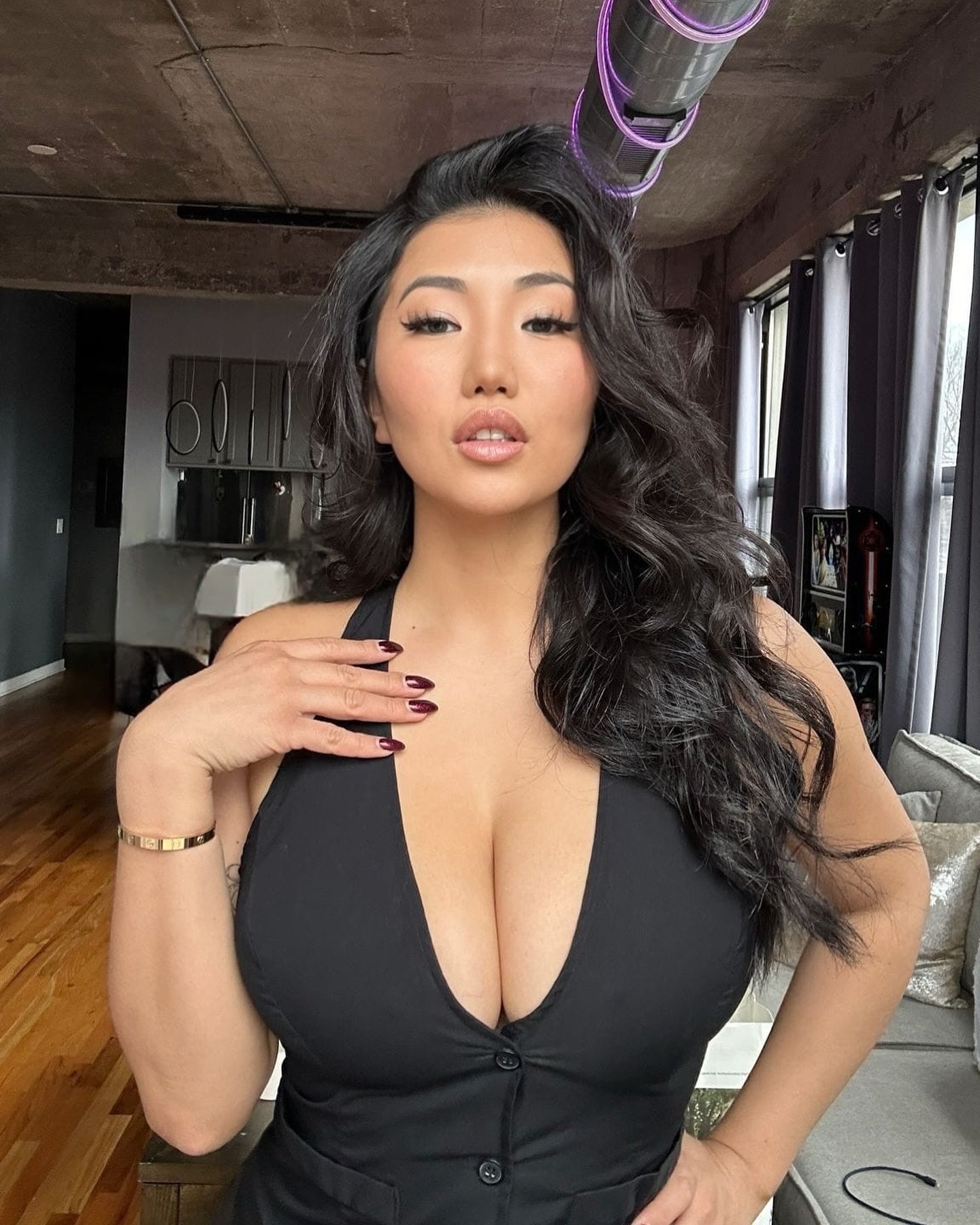 Jenny Nguyen - Free pics, galleries & more at Babepedia