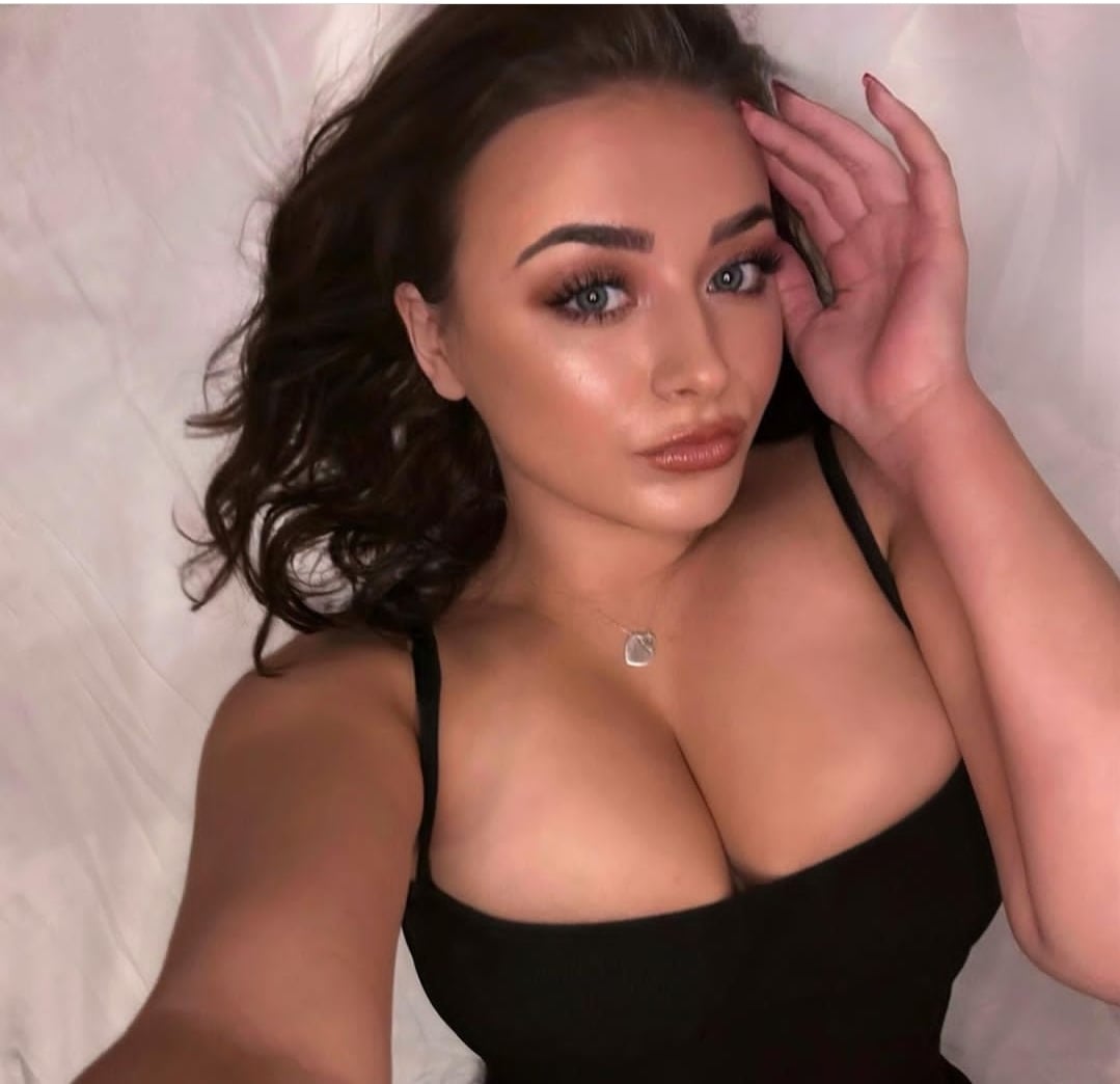 Jodie Gardiner - Free pics, galleries & more at Babepedia