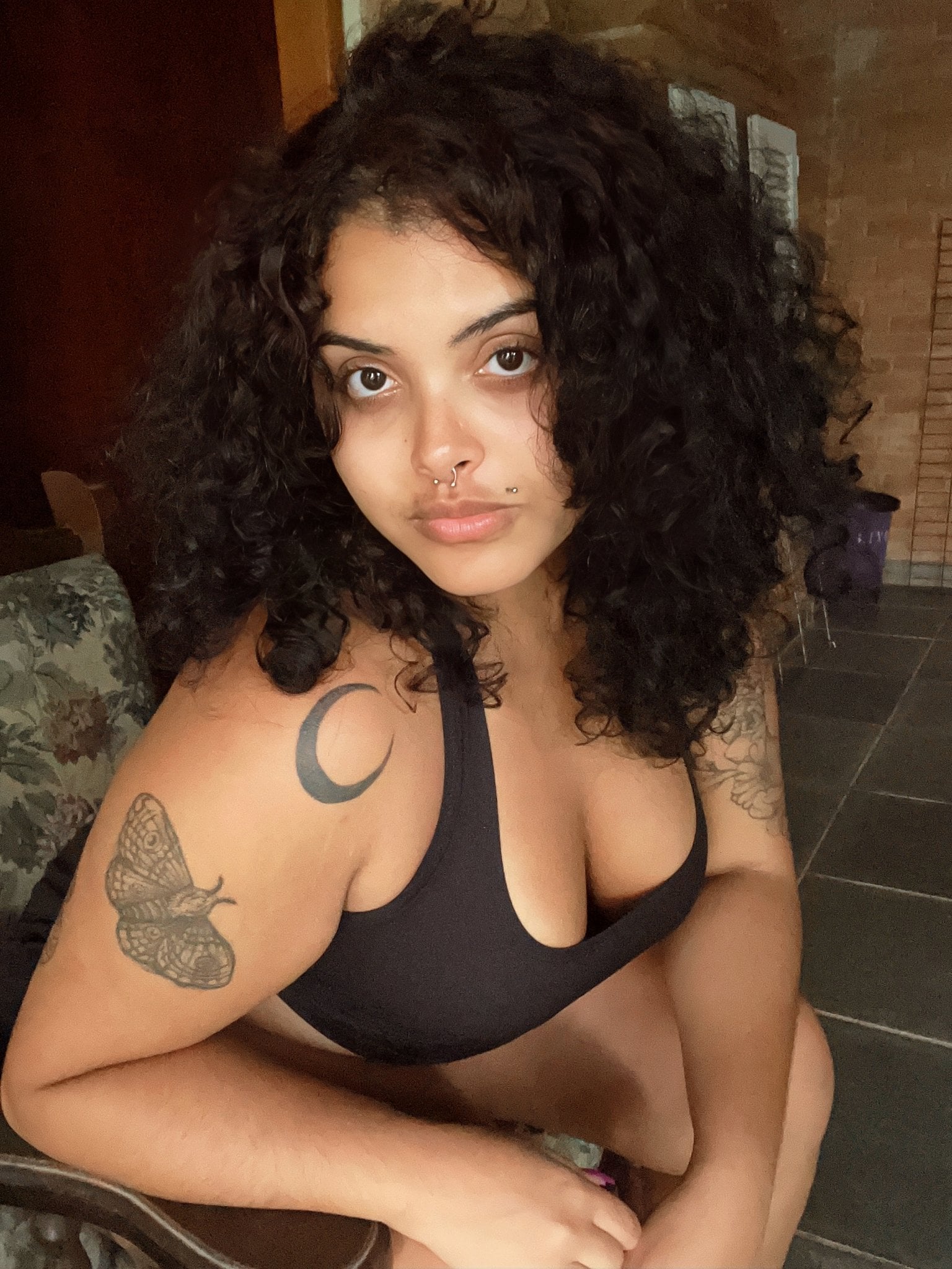 Juliana Coxta - Free nude pics, galleries & more at Babepedia