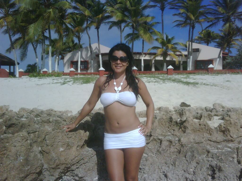 Julie Banderas - Free pics, galleries & more at Babepedia