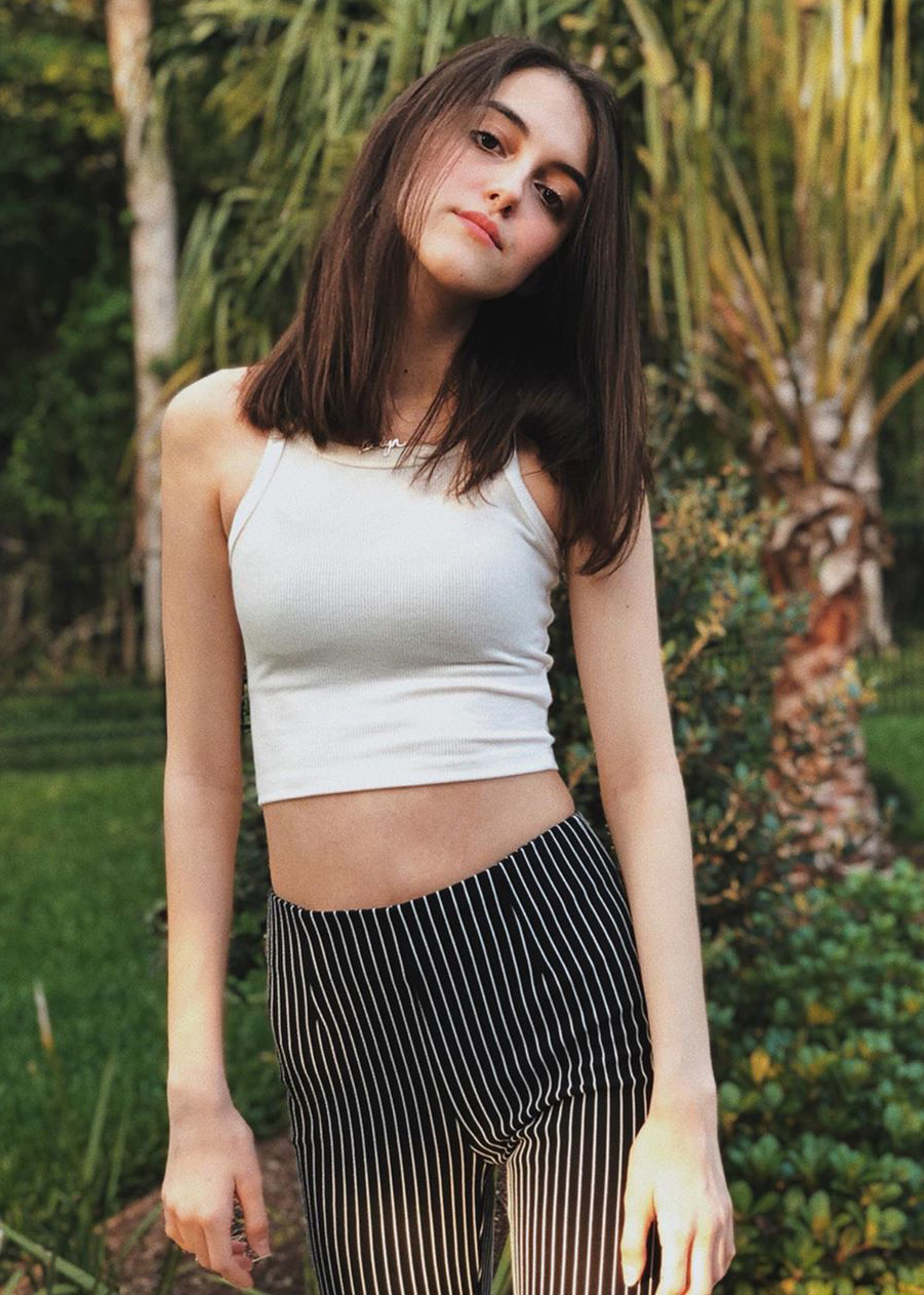 Kaelyn Wilkins - Free pics, galleries & more at Babepedia