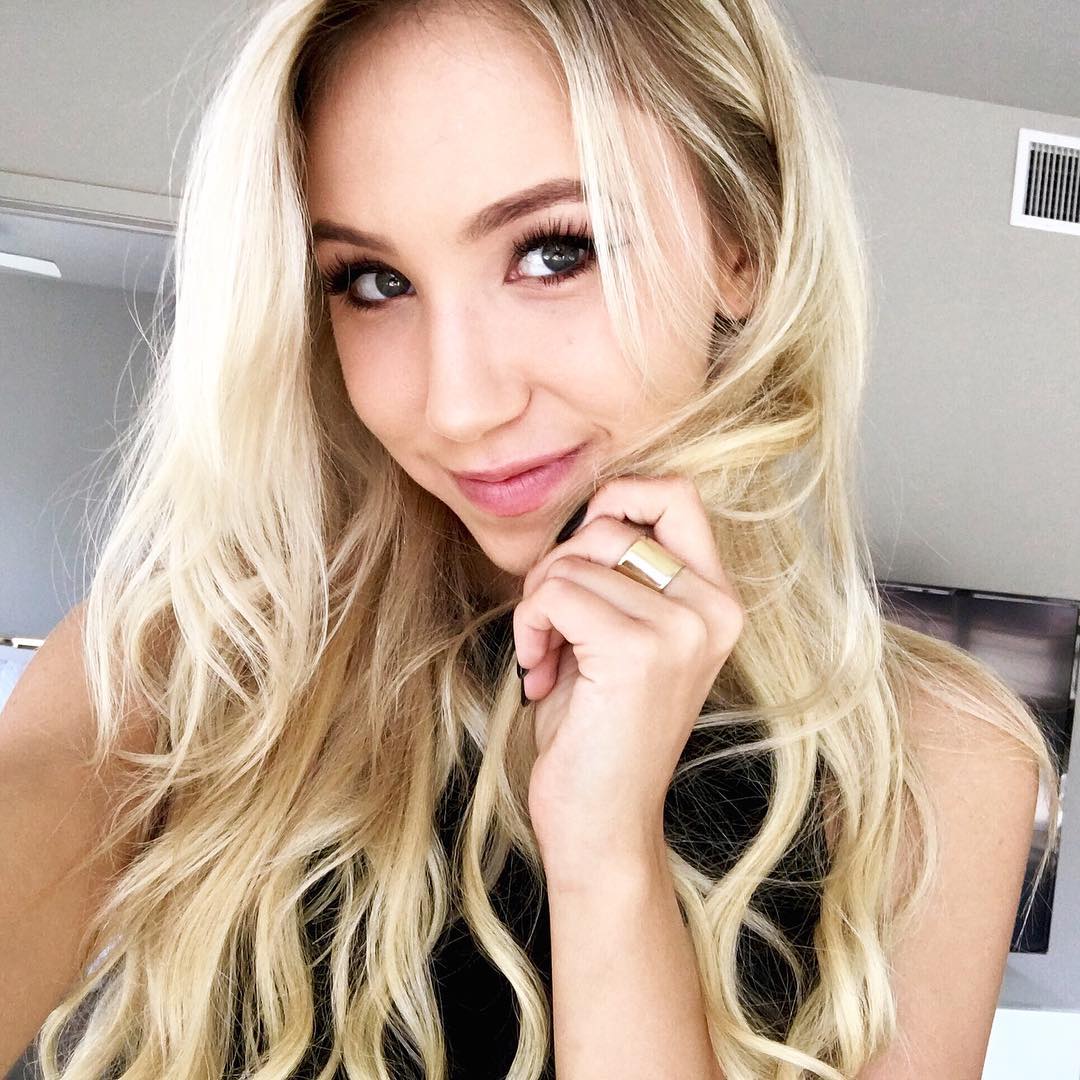Kalel Cullen - Free pics, galleries & more at Babepedia