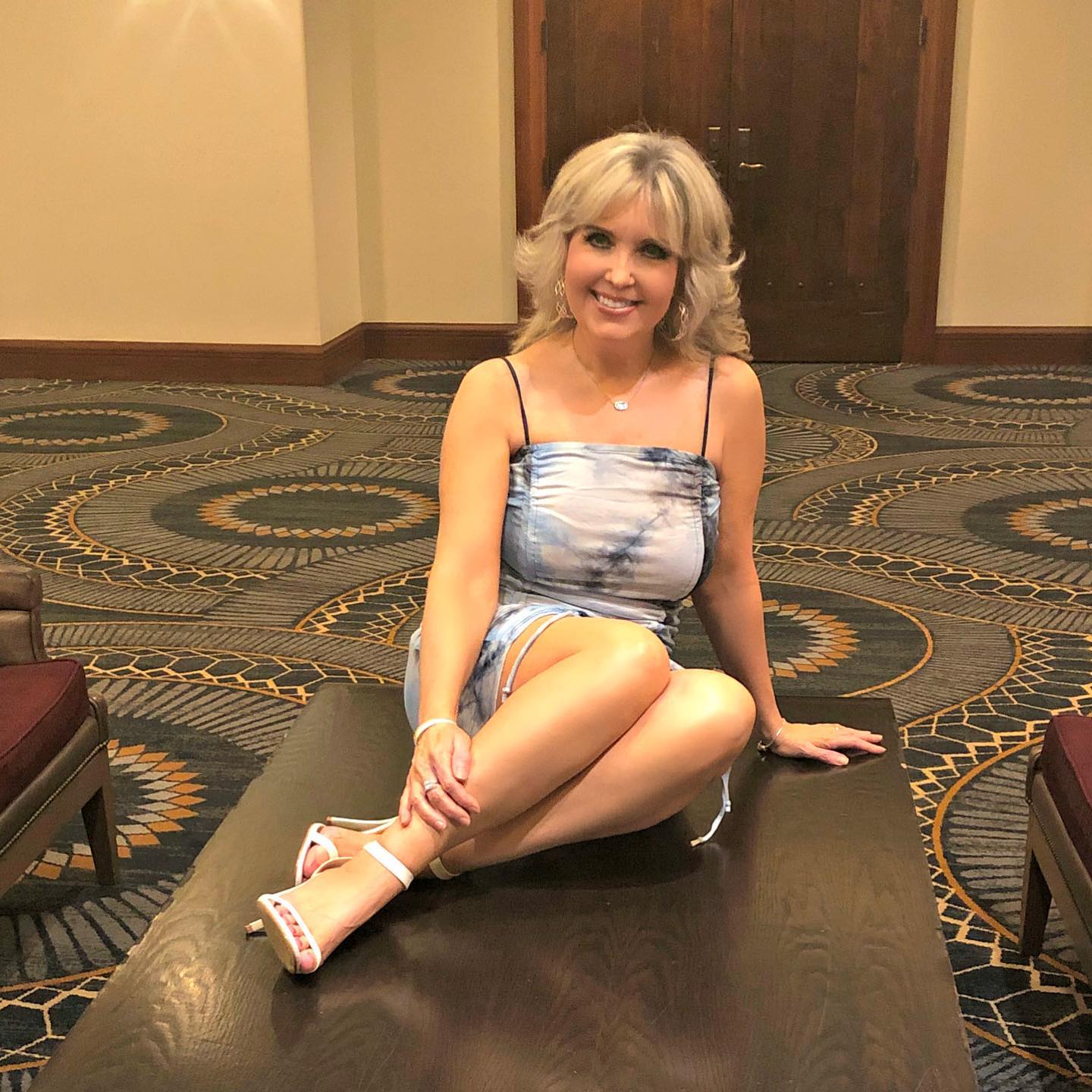 Karen Eng - Free pics, galleries & more at Babepedia