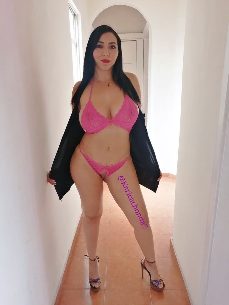 Kari Cachonda - Free nude pics, galleries & more at Babepedia