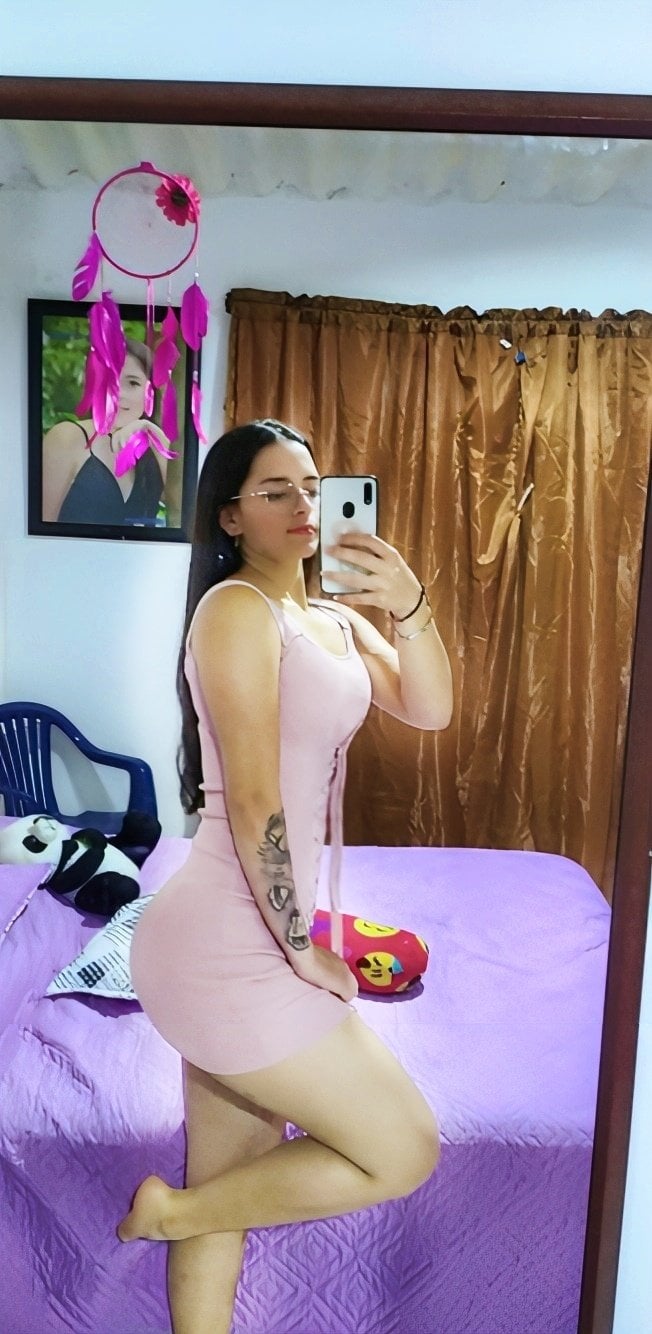 Karolayn Matos - Free nude pics, galleries & more at Babepedia