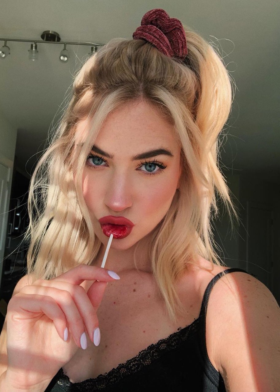 Kennedy Claire Walsh - Free pics, galleries & more at Babepedia