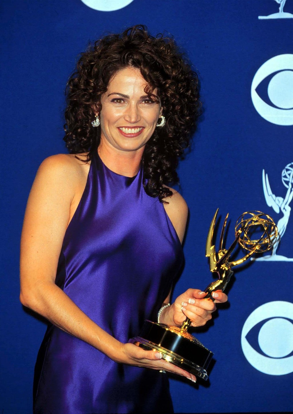 Kim Delaney - Free pics, galleries & more at Babepedia