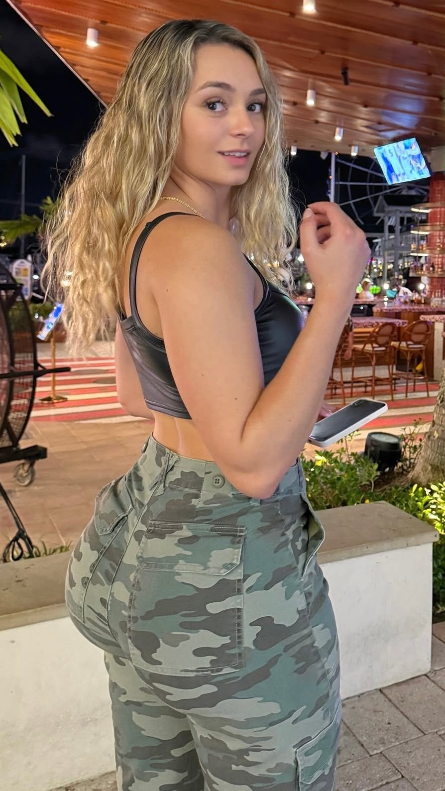 Kirstentoosweet - Free nude pics, galleries & more at Babepedia
