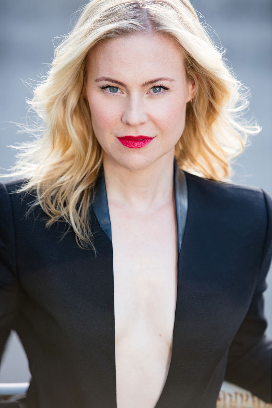 Kristin Booth - Free pics, galleries & more at Babepedia