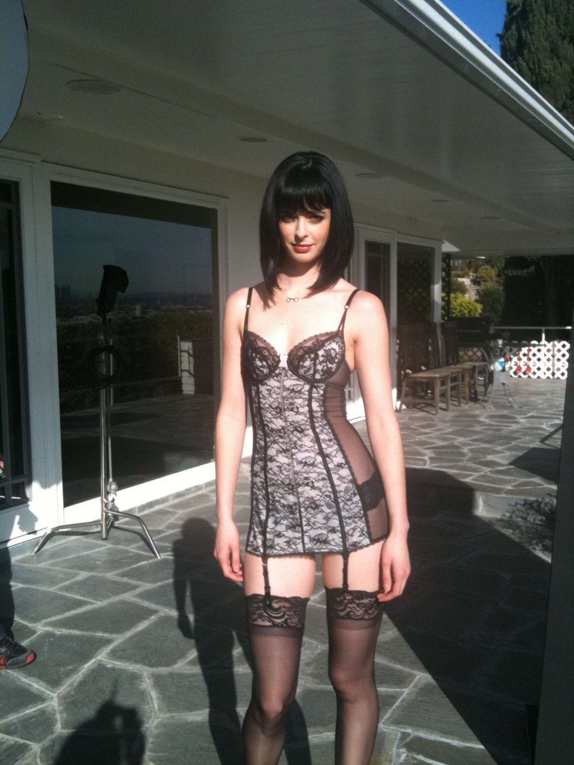 Krysten Ritter - Free pics, galleries & more at Babepedia