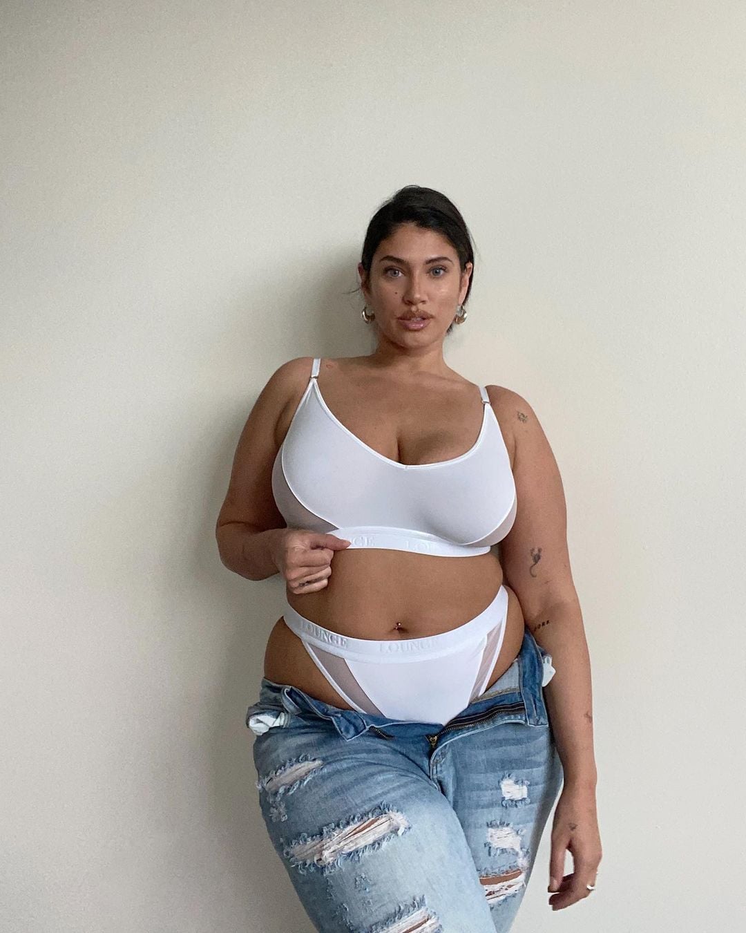 LaTecia Thomas - Free pics, galleries & more at Babepedia