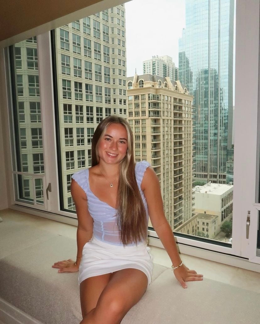 Lauren Klem - Free pics, galleries & more at Babepedia