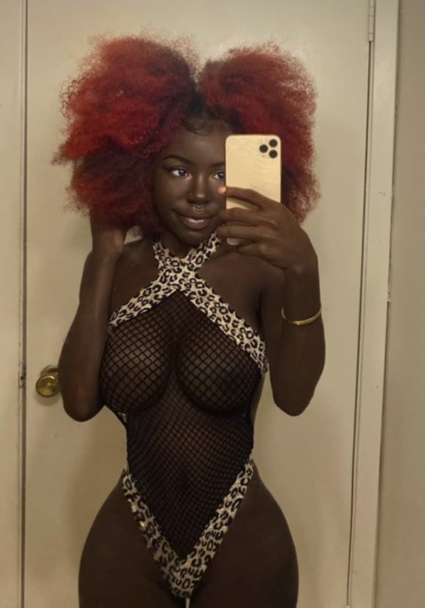 Lazelle Doll - Free nude pics, galleries & more at Babepedia