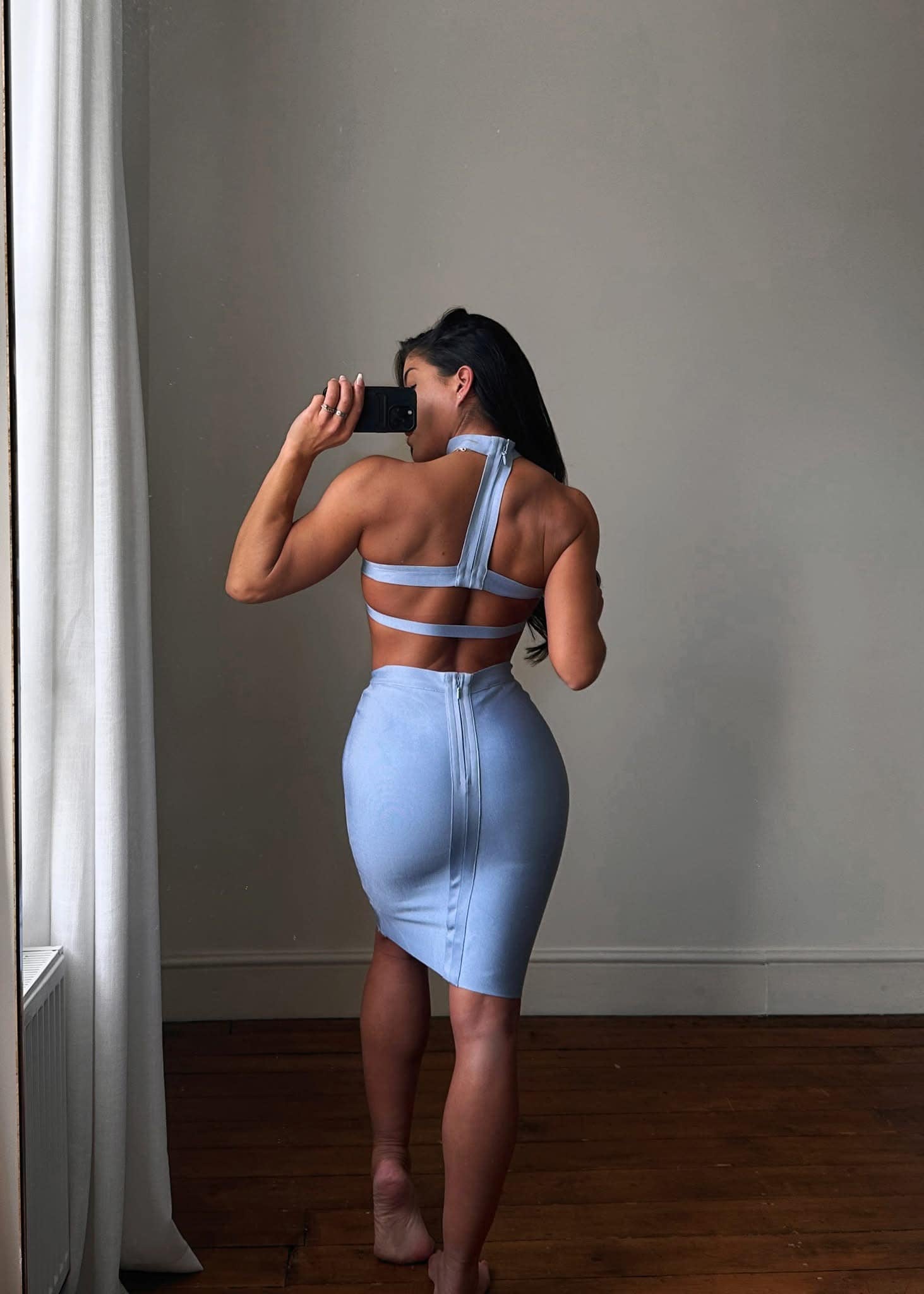 Leah Shutkever - Free pics, galleries & more at Babepedia