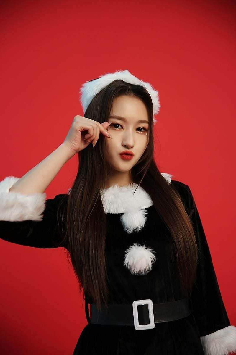Lee Siyeon - Muzyk