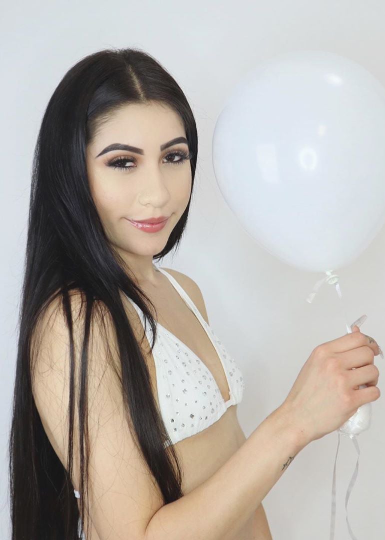 LifeBeingDest - Free pics, galleries & more at Babepedia