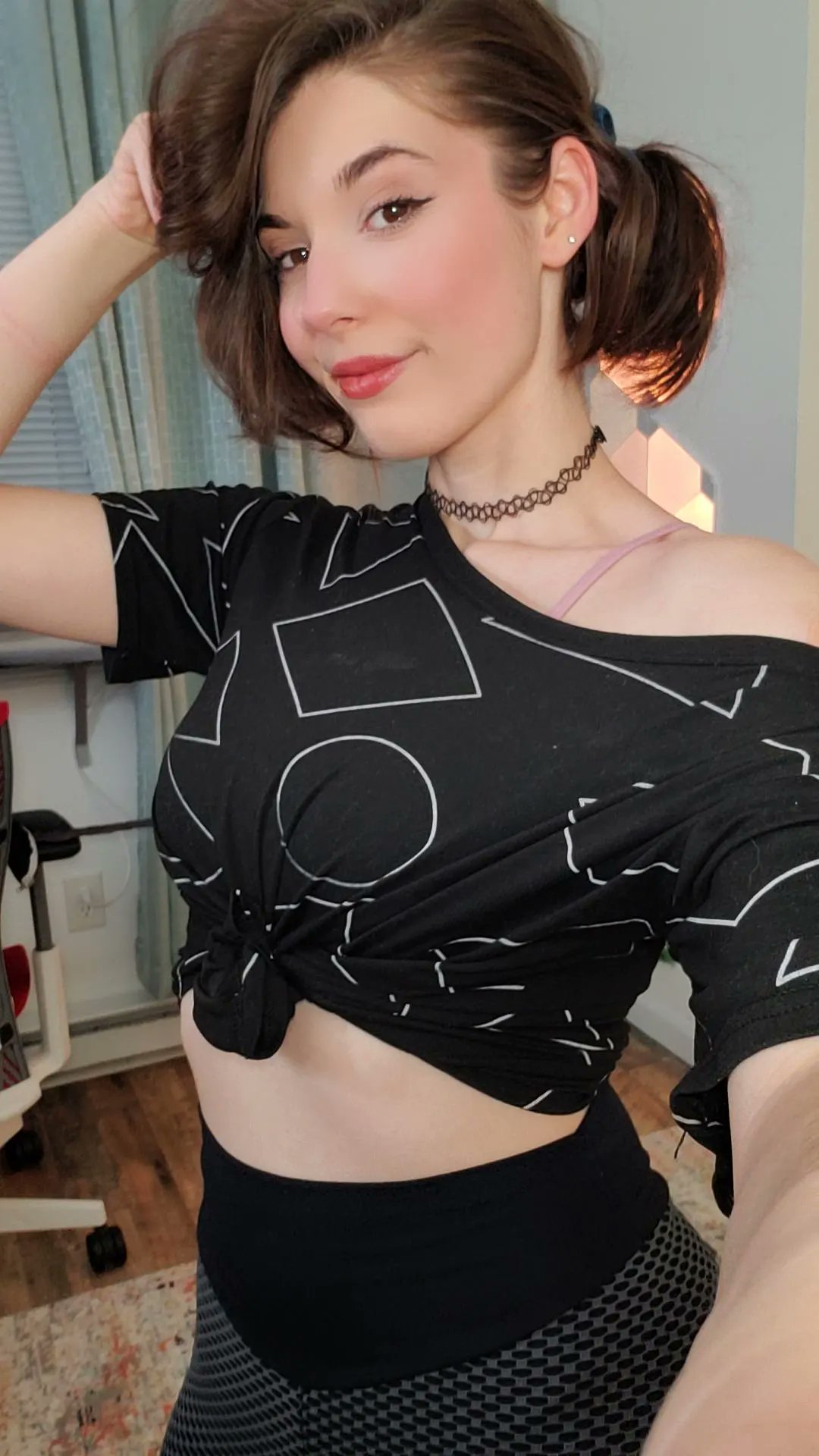 LillyVinnily - Free pics, galleries & more at Babepedia