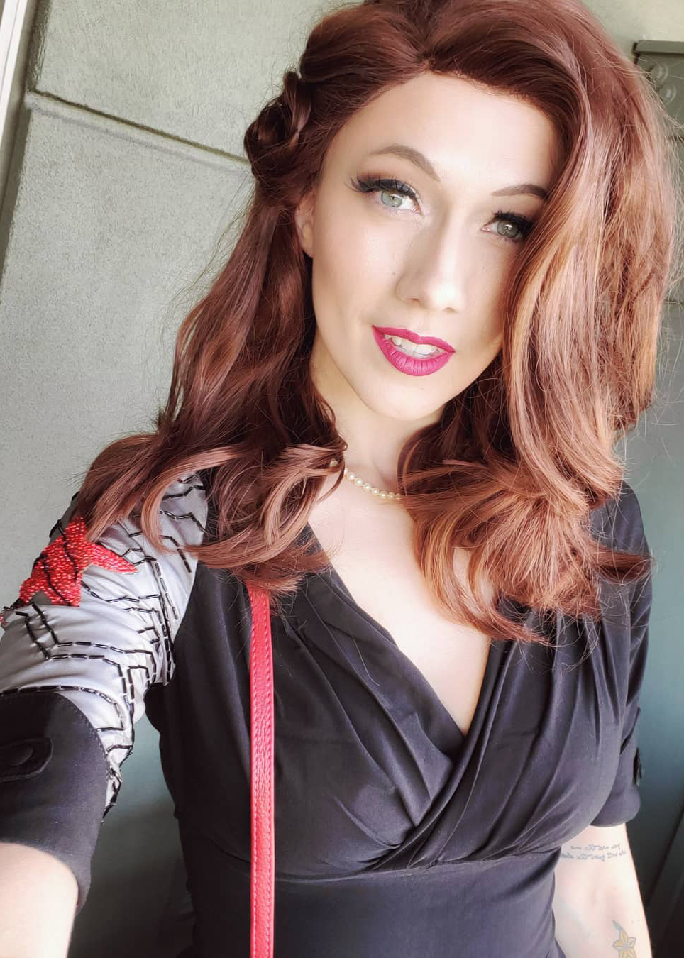 Lindsay Elyse - Free pics, galleries & more at Babepedia