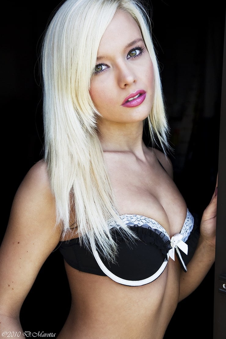 Lisa Lee Marie - Free pics, galleries & more at Babepedia