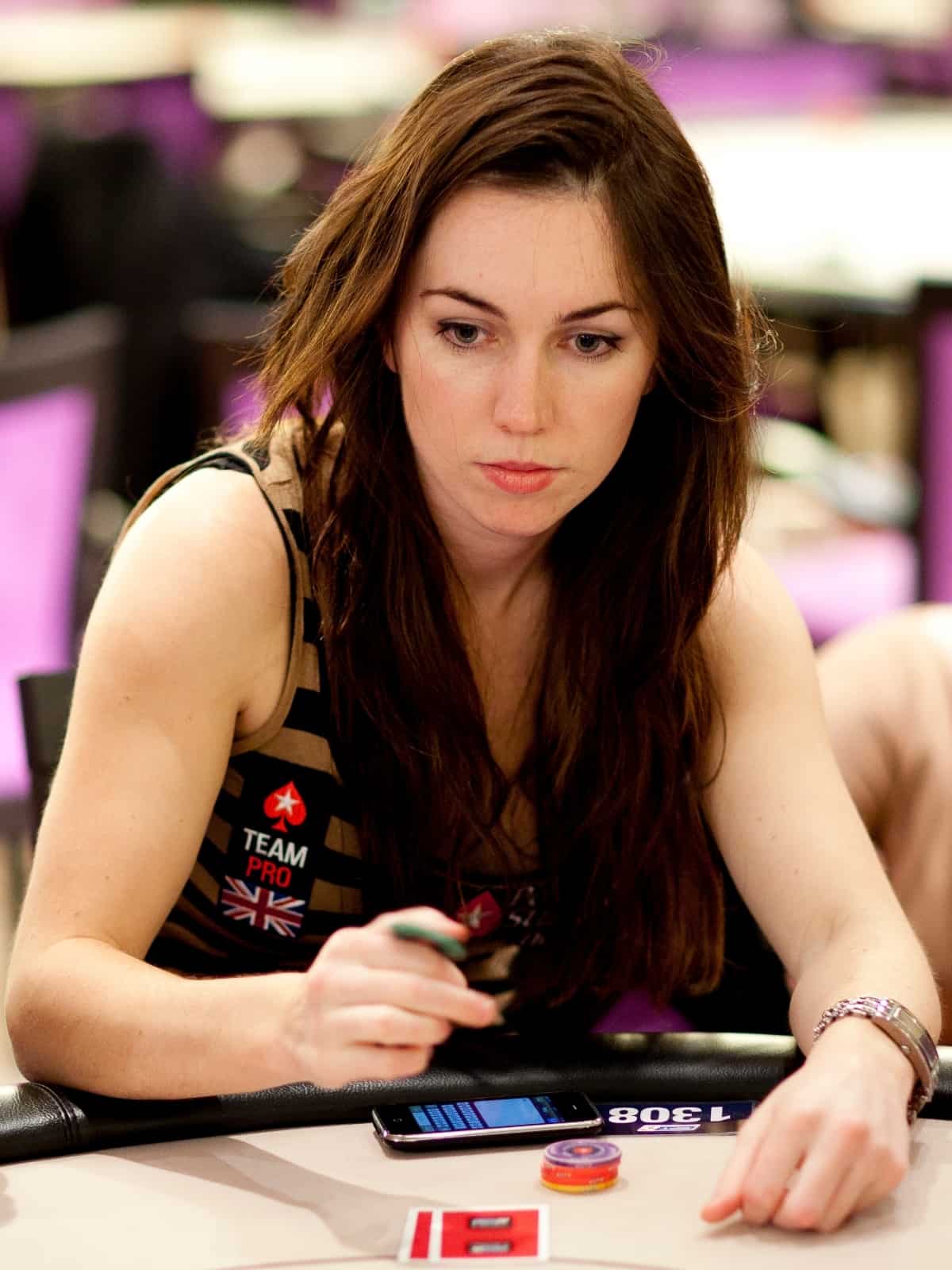 Liv Boeree - Free pics, galleries & more at Babepedia