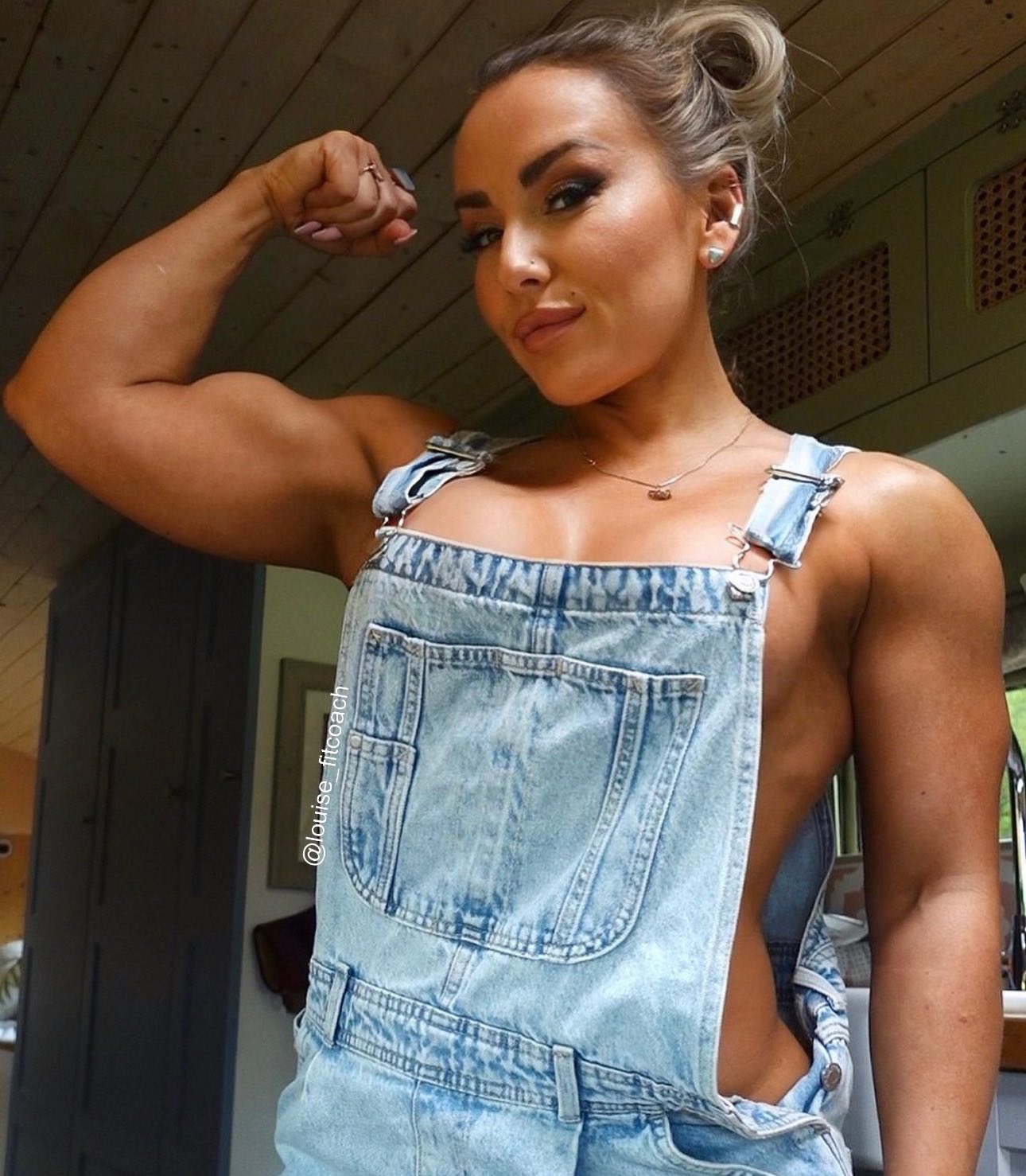 Louise Fitcoach - Free pics, galleries & more at Babepedia