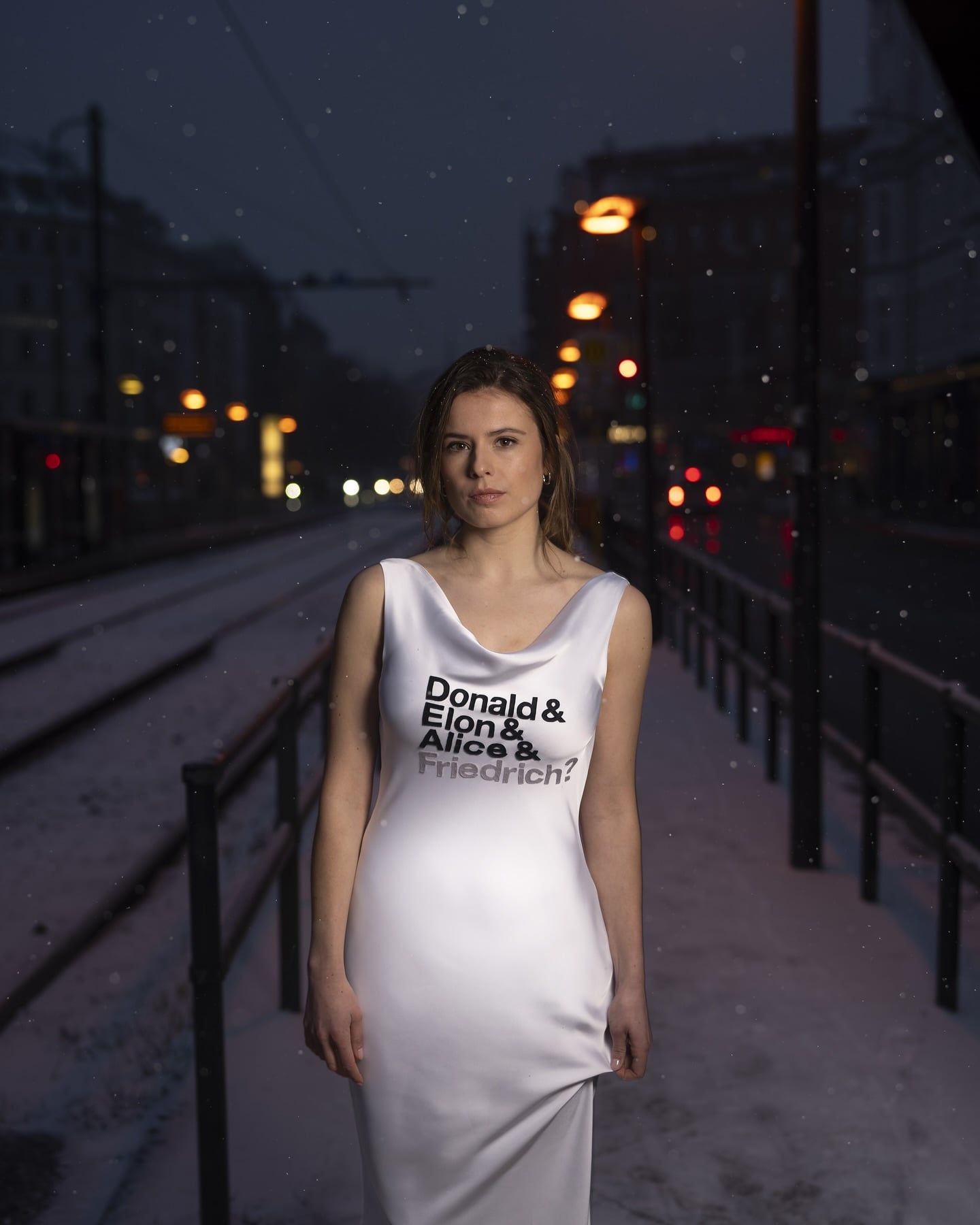 Luisa Neubauer - Free pics, galleries & more at Babepedia