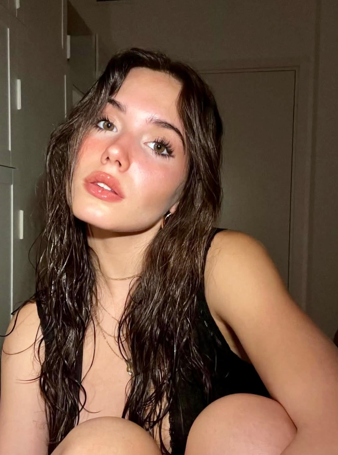 Luza Mogyorosi - Free sexy pics, galleries & more at Babepedia