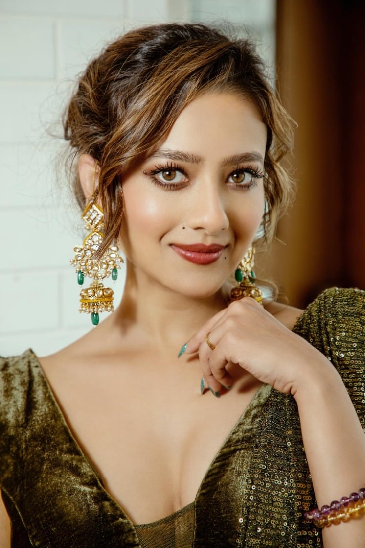 Madalsa Sharma - Aktorka