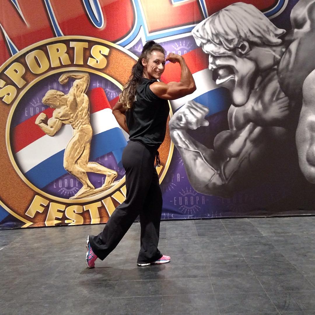 Mascha Tieken - Free pics, galleries & more at Babepedia