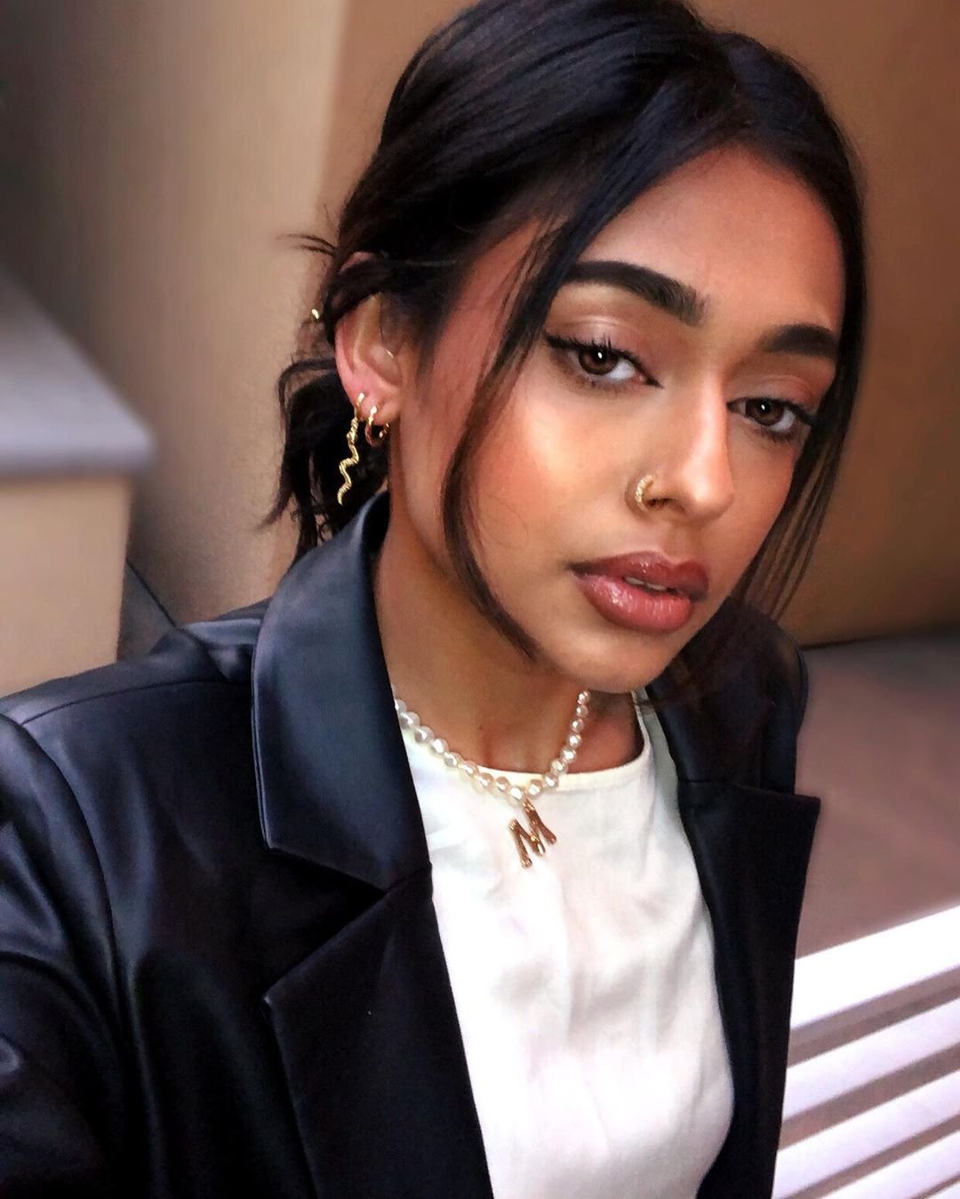 Mira Patel - Free pics, galleries & more at Babepedia