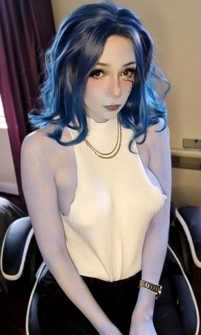 Miss Chalice - Free pics, galleries & more at Babepedia